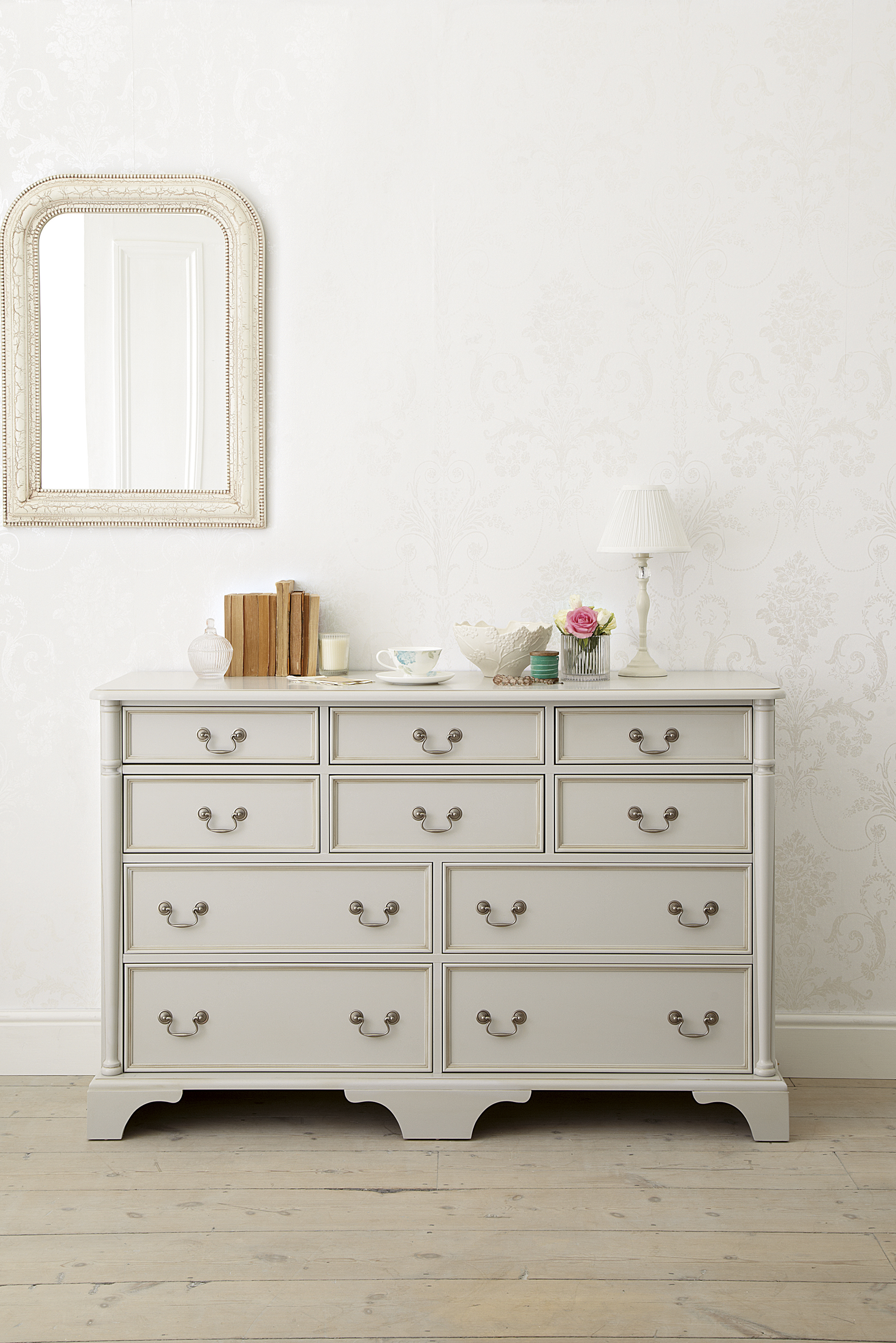 Скрин Клифтън 10 чекмеджета цвят слонова кост H93 W144 D48 cm
